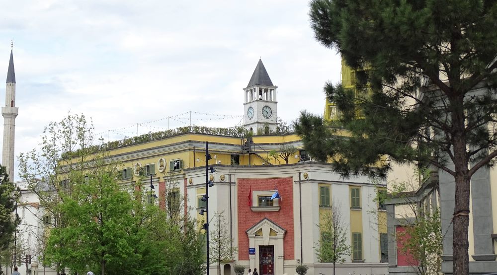 Bashkite 50 mln euro borxhe, Tirana i rriti detyrimet me 81 per qind ne 2022